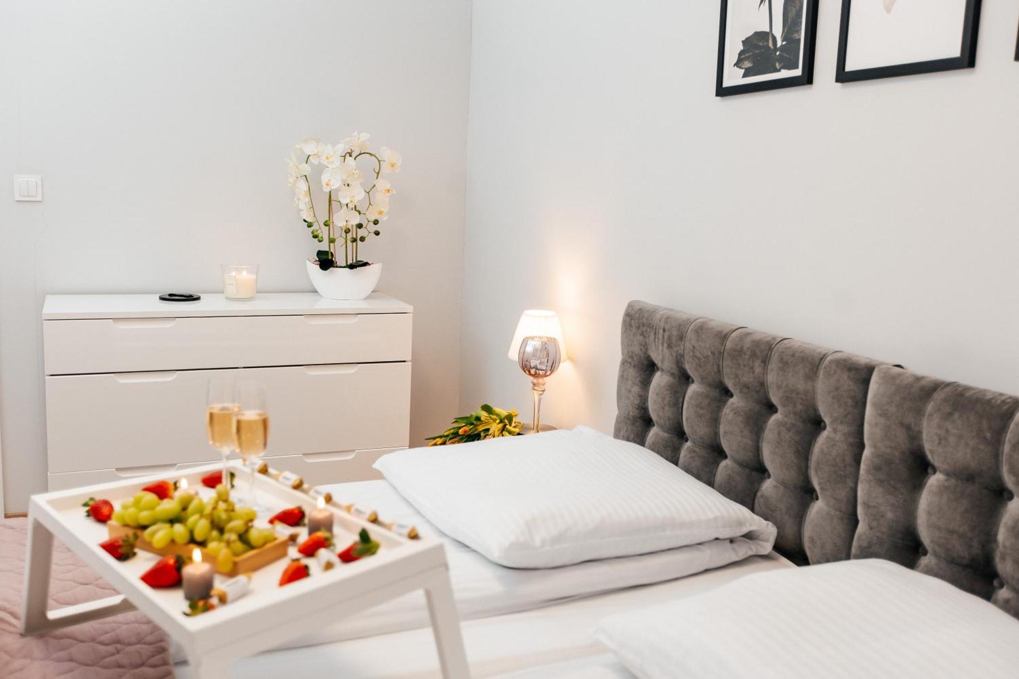 Maya'S Flats & Resorts 42 - Swietej Barbary Gdańsk Eksteriør bilde