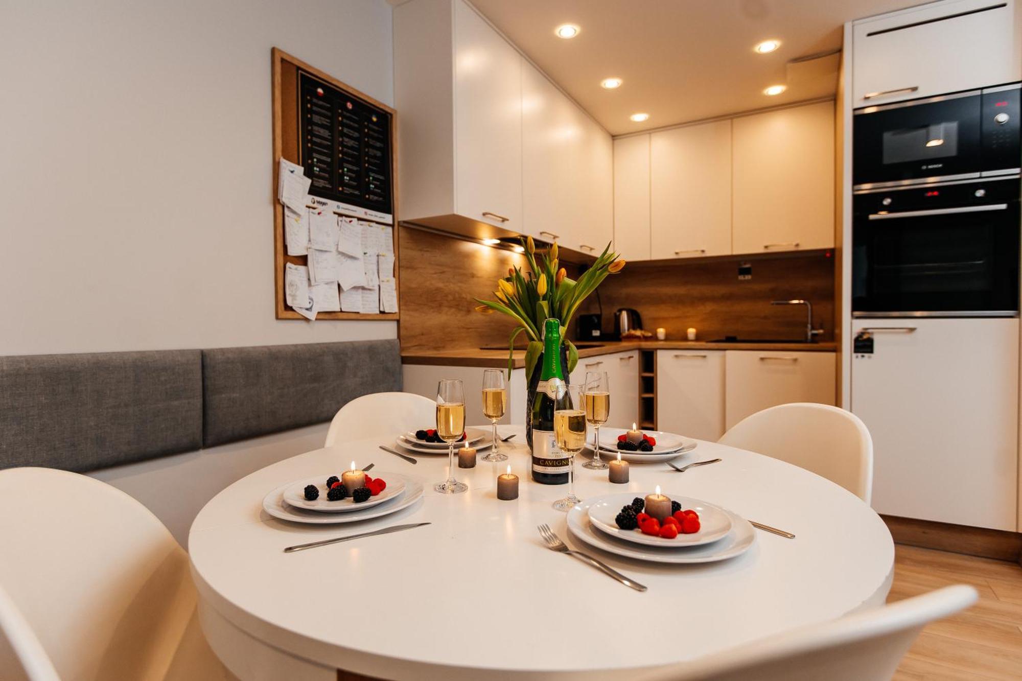Maya'S Flats & Resorts 42 - Swietej Barbary Gdańsk Eksteriør bilde